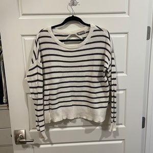 Ripcurl open back sweater
